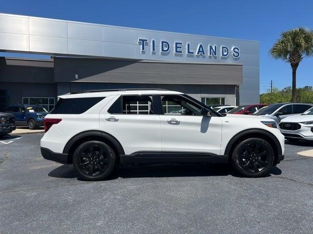 new 2024 Ford Explorer car, priced at $46,495