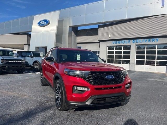 used 2022 Ford Explorer car, priced at $31,995