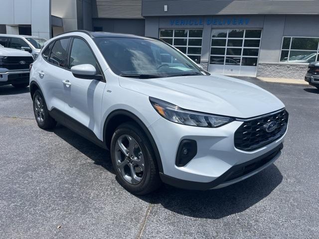 new 2025 Ford Escape car, priced at $35,621