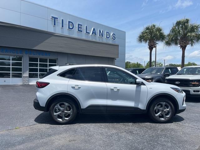 new 2025 Ford Escape car, priced at $35,621