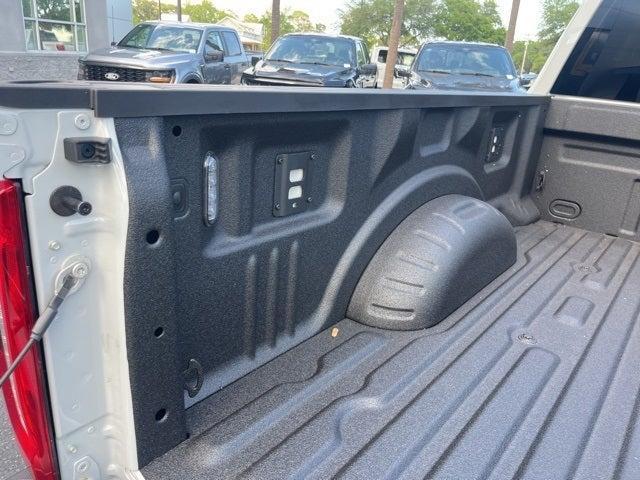 new 2025 Ford F-250 car