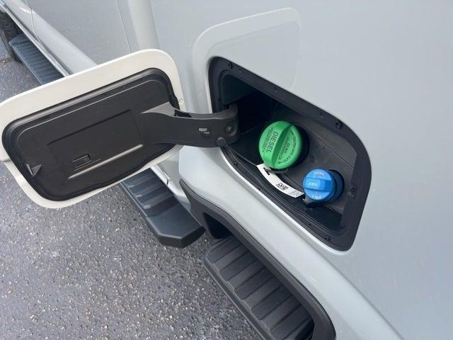 new 2025 Ford F-250 car