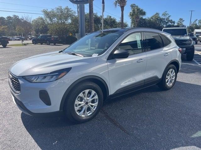 new 2025 Ford Escape car, priced at $31,580