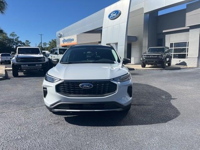 new 2025 Ford Escape car, priced at $31,580