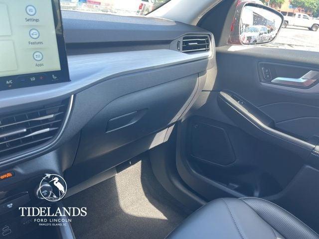 new 2025 Ford Escape car, priced at $45,675