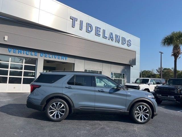 new 2025 Ford Explorer car, priced at $49,345