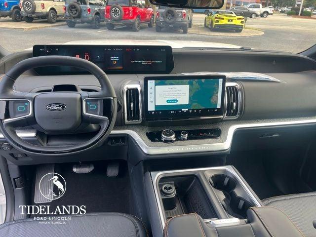 new 2025 Ford Expedition car