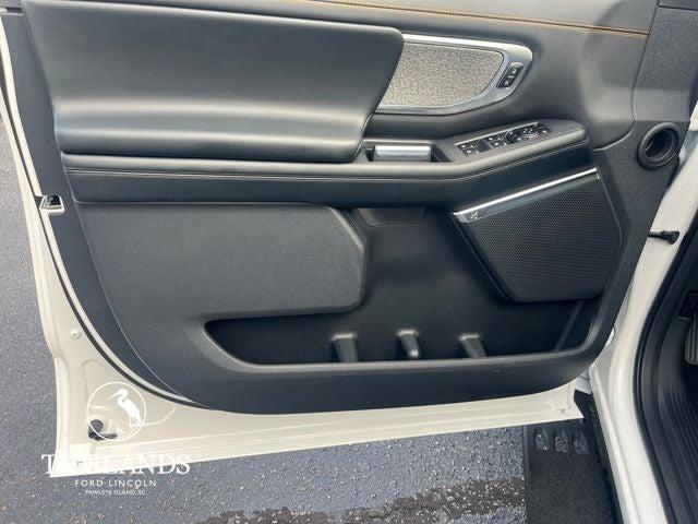 new 2025 Ford Expedition car