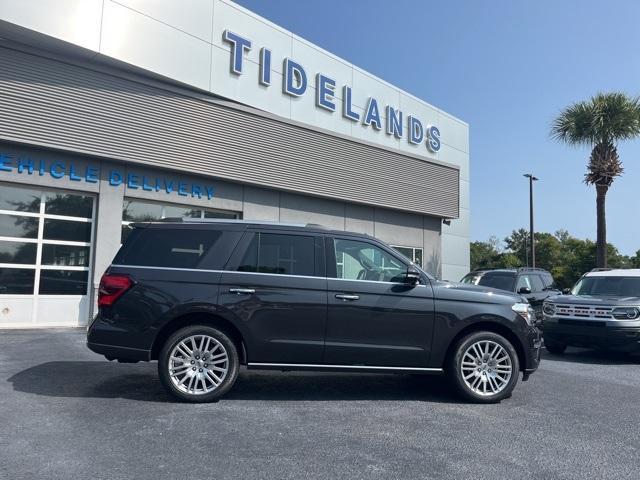 new 2024 Ford Expedition car, priced at $76,600