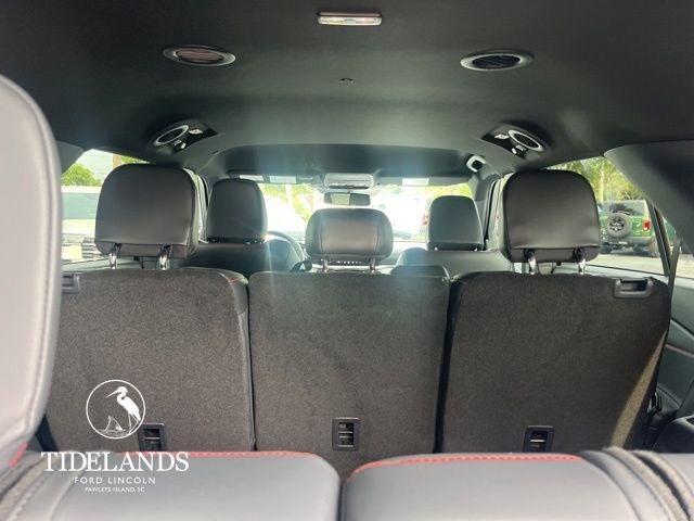 new 2025 Ford Explorer car