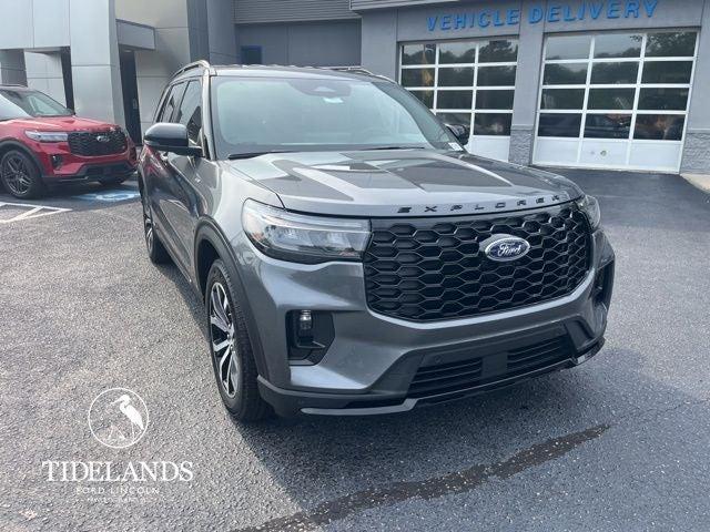 new 2025 Ford Explorer car