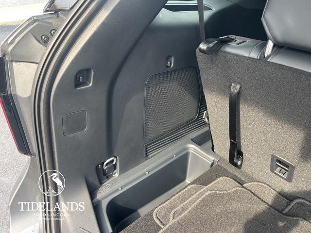 new 2025 Ford Explorer car