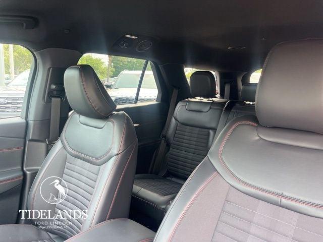 new 2025 Ford Explorer car