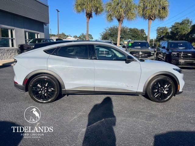 new 2025 Ford Mustang Mach-E car