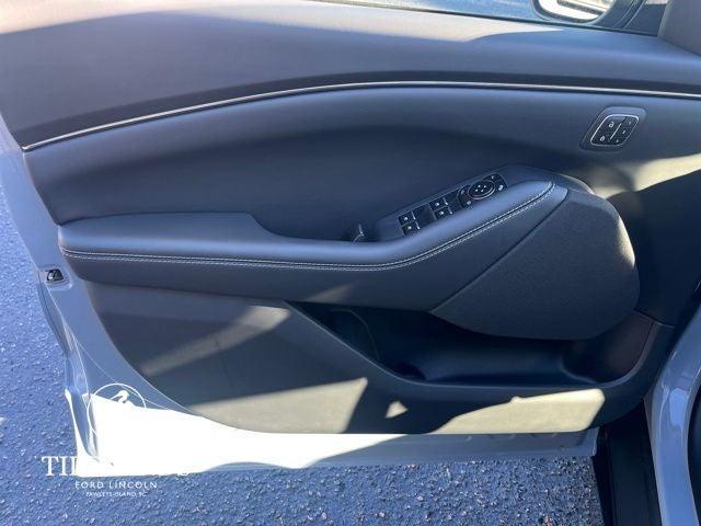 new 2025 Ford Mustang Mach-E car