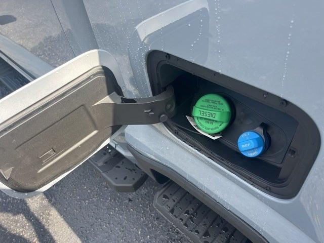 new 2025 Ford F-250 car
