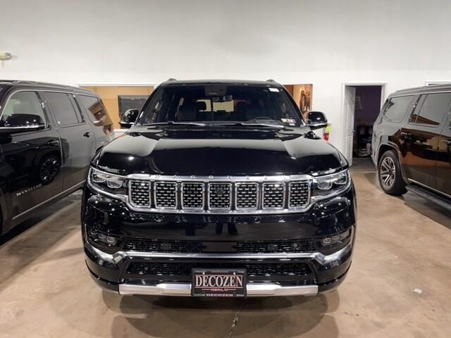 new 2022 Jeep Grand Wagoneer car, priced at $108,435