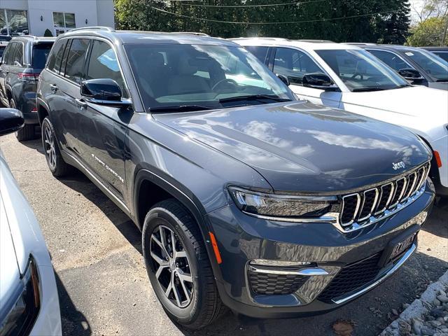 new 2025 Jeep Grand Cherokee car, priced at $49,810