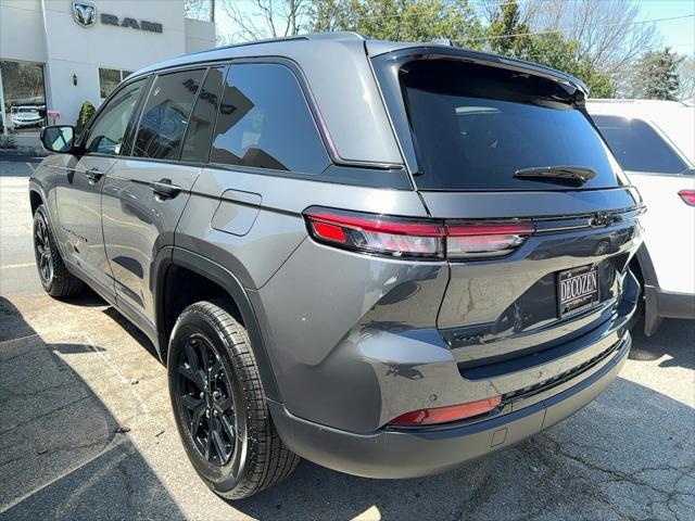 new 2025 Jeep Grand Cherokee car, priced at $46,230
