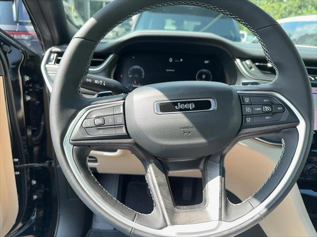 new 2025 Jeep Grand Cherokee car, priced at $52,935