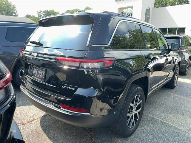new 2025 Jeep Grand Cherokee car, priced at $52,935
