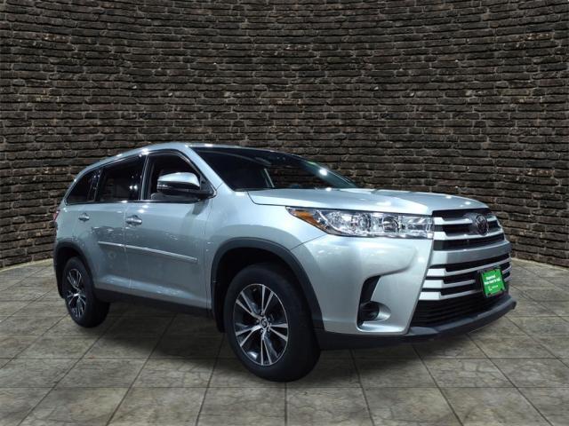 used 2019 Toyota Highlander car, priced at $26,900