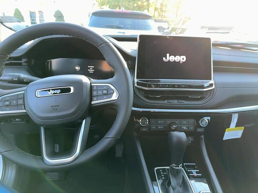 new 2026 Jeep Compass car, priced at $40,025