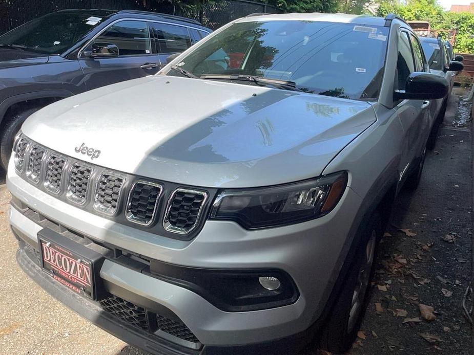 new 2024 Jeep Compass car, priced at $34,085