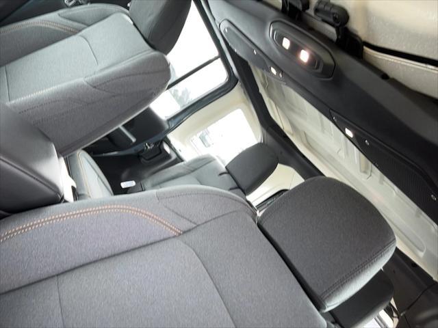 new 2025 Jeep Wrangler car, priced at $43,845