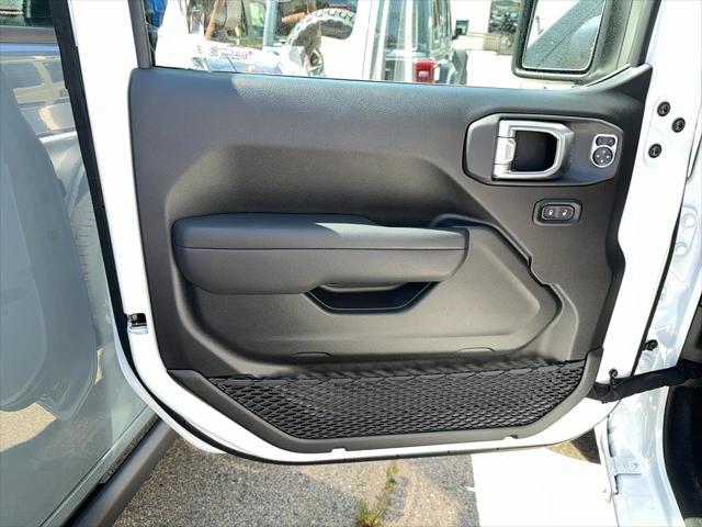 new 2025 Jeep Wrangler 4xe car, priced at $60,640