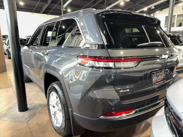 new 2025 Jeep Grand Cherokee car, priced at $44,595