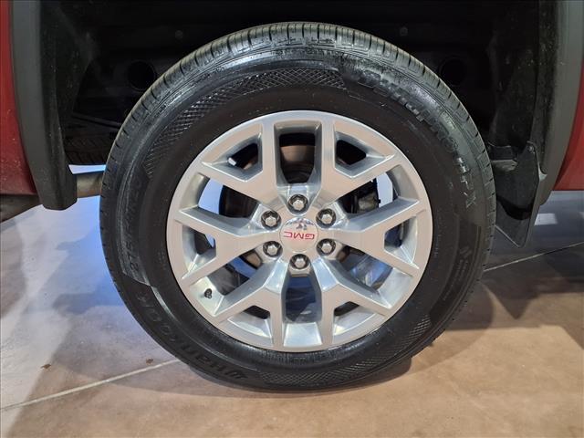 used 2018 GMC Sierra 1500 car, priced at $27,900