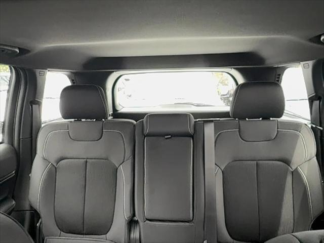 new 2025 Jeep Grand Cherokee car, priced at $44,170