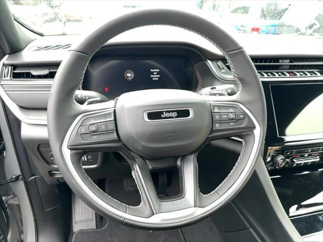 new 2025 Jeep Grand Cherokee car, priced at $44,170