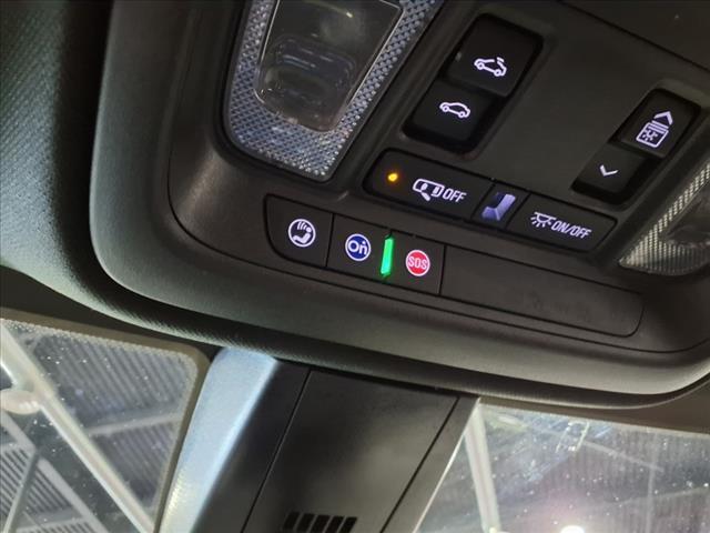 used 2023 Cadillac XT5 car, priced at $35,900