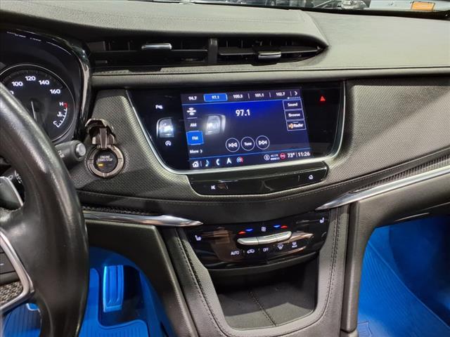used 2023 Cadillac XT5 car, priced at $35,900