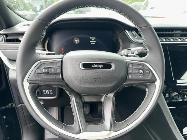 new 2025 Jeep Grand Cherokee car, priced at $44,170
