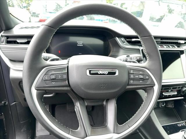 new 2025 Jeep Grand Cherokee car, priced at $44,395
