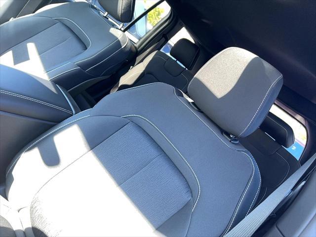 new 2025 Jeep Grand Cherokee car, priced at $44,395