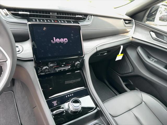 new 2025 Jeep Grand Cherokee L car, priced at $51,315