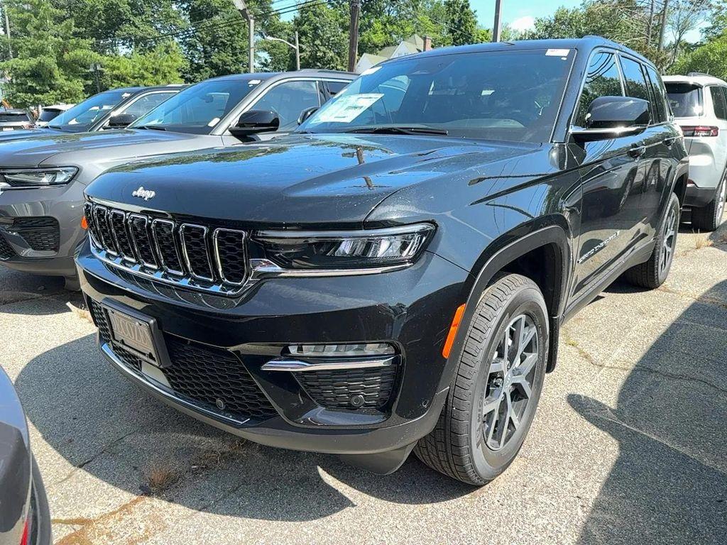 new 2025 Jeep Grand Cherokee car, priced at $53,360