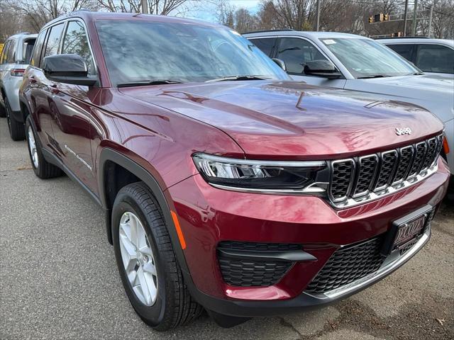 new 2025 Jeep Grand Cherokee car, priced at $44,395