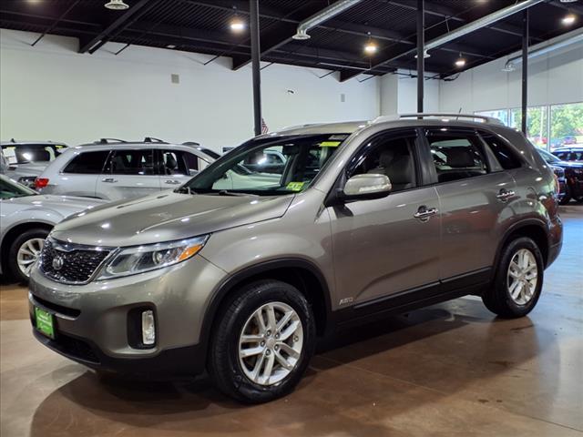 used 2015 Kia Sorento car, priced at $7,900