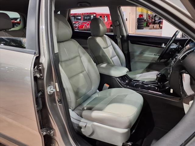 used 2015 Kia Sorento car, priced at $7,900