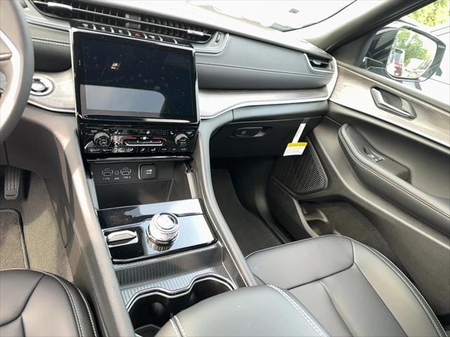 new 2025 Jeep Grand Cherokee L car, priced at $52,110