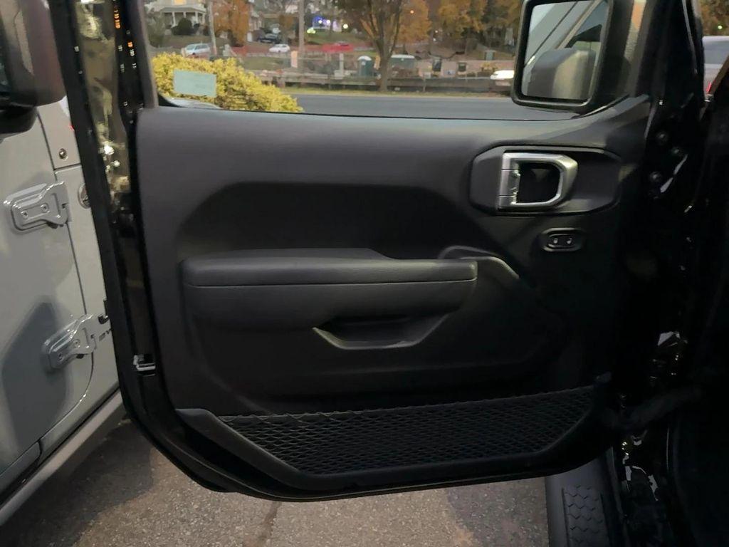 new 2026 Jeep Wrangler car, priced at $45,290