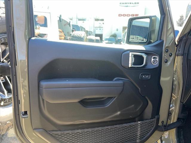 new 2025 Jeep Wrangler car, priced at $62,955