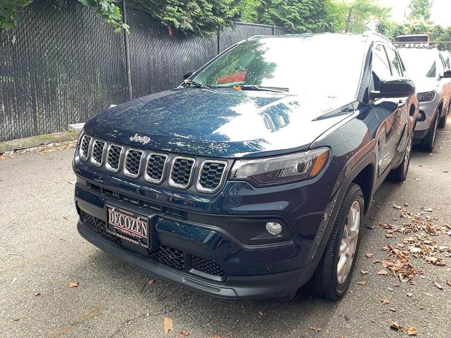 new 2024 Jeep Compass car, priced at $34,085