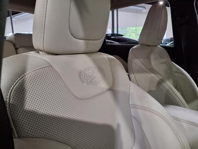 used 2016 Jeep Cherokee car, priced at $15,900