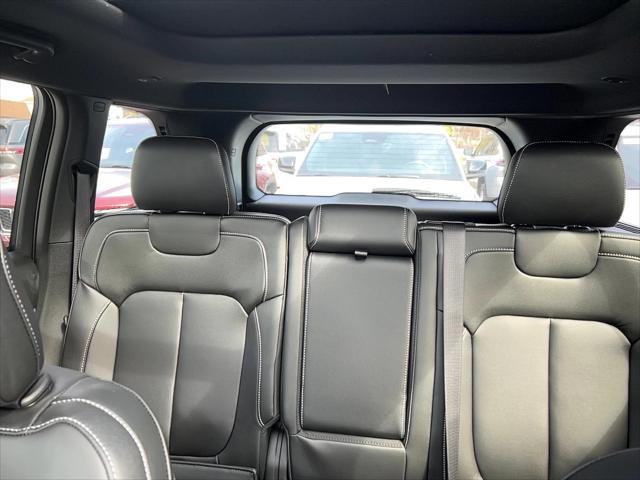 new 2025 Jeep Grand Cherokee car, priced at $50,235